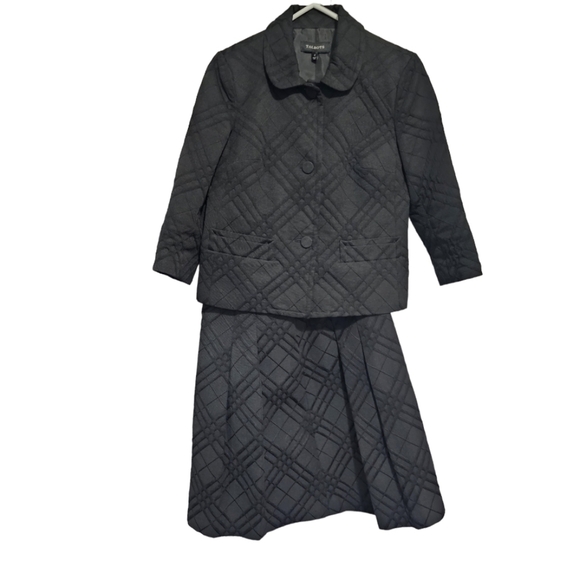 Talbot's 2 piece jacket and skirt set. Like new! Size 4. - Picture 9 of 14